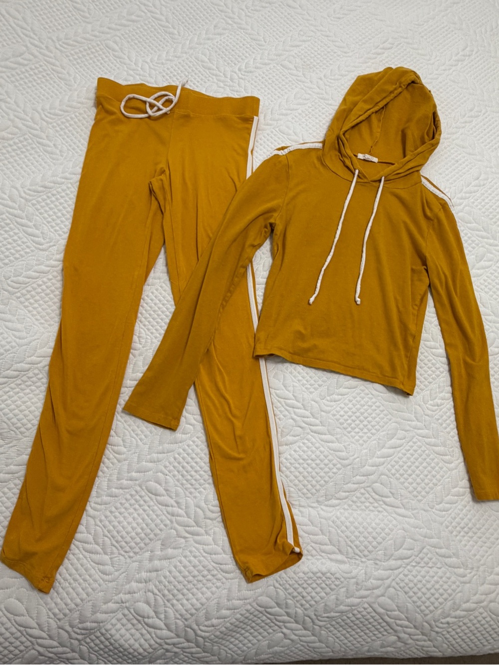 HEART & HIPS * Mustard Hooded‎ Lounge Set Jogging Set * Small 2 Piece Set